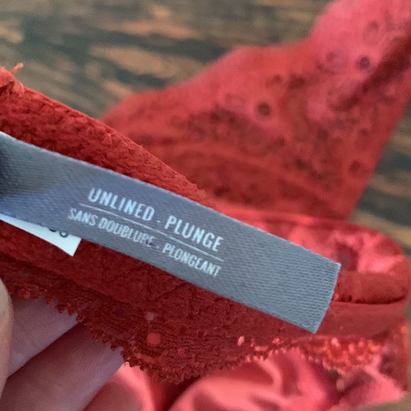 2/$20🍁 AERIE - Deep plunge Halter Bra - Picture 4 of 7